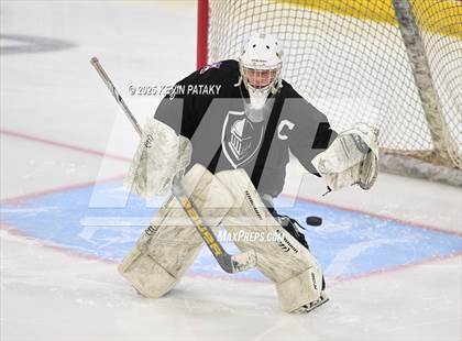 Thumbnail 1 in Joel Barlow/Weston/Abbott Tech vs. Wilton (CIAC DIII Semifinal) photogallery.