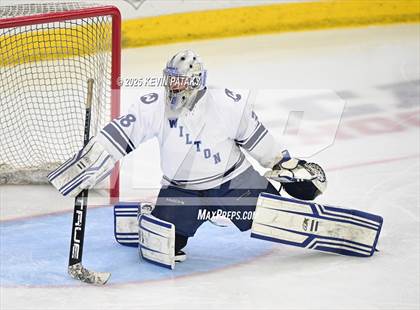Thumbnail 2 in Joel Barlow/Weston/Abbott Tech vs. Wilton (CIAC DIII Semifinal) photogallery.