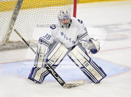 Thumbnail 2 in Joel Barlow/Weston/Abbott Tech vs. Wilton (CIAC DIII Semifinal) photogallery.