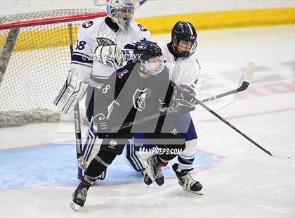 Thumbnail 2 in Joel Barlow/Weston/Abbott Tech vs. Wilton (CIAC DIII Semifinal) photogallery.