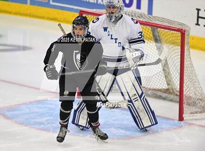 Thumbnail 1 in Joel Barlow/Weston/Abbott Tech vs. Wilton (CIAC DIII Semifinal) photogallery.