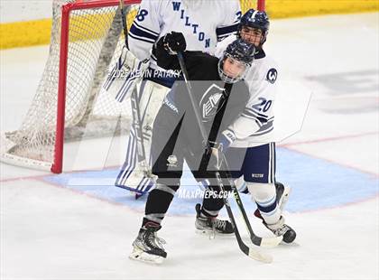 Thumbnail 2 in Joel Barlow/Weston/Abbott Tech vs. Wilton (CIAC DIII Semifinal) photogallery.