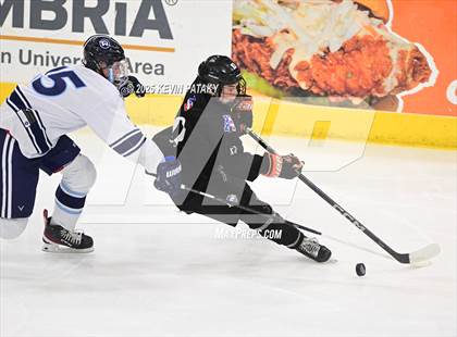 Thumbnail 1 in Joel Barlow/Weston/Abbott Tech vs. Wilton (CIAC DIII Semifinal) photogallery.