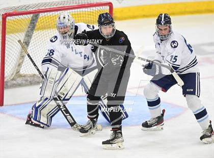 Thumbnail 3 in Joel Barlow/Weston/Abbott Tech vs. Wilton (CIAC DIII Semifinal) photogallery.
