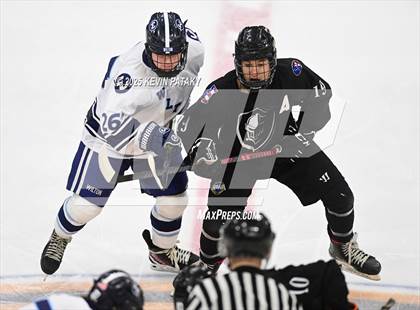 Thumbnail 1 in Joel Barlow/Weston/Abbott Tech vs. Wilton (CIAC DIII Semifinal) photogallery.