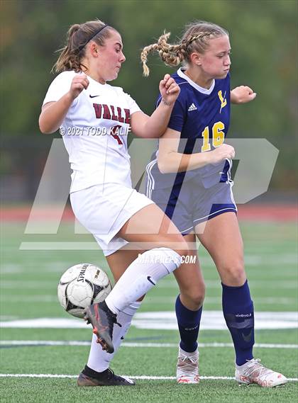 Thumbnail 2 in Valley Regional @ Ledyard photogallery.