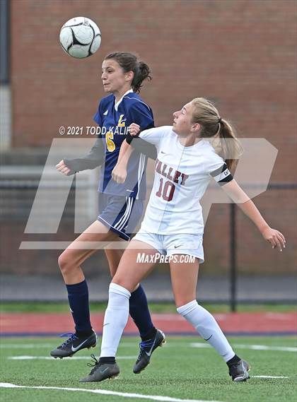 Thumbnail 2 in Valley Regional @ Ledyard photogallery.