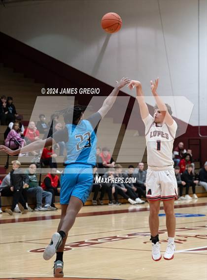 Thumbnail 1 in Avonworth vs. Woodland Hills photogallery.