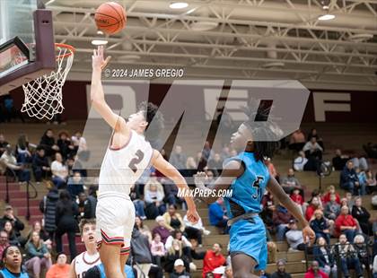 Thumbnail 2 in Avonworth vs. Woodland Hills photogallery.