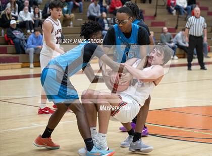 Thumbnail 2 in Avonworth vs. Woodland Hills photogallery.