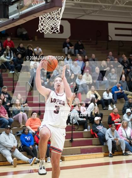 Thumbnail 3 in Avonworth vs. Woodland Hills photogallery.