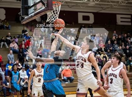 Thumbnail 3 in Avonworth vs. Woodland Hills photogallery.
