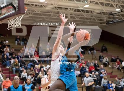 Thumbnail 3 in Avonworth vs. Woodland Hills photogallery.