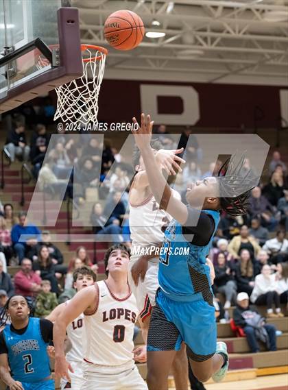 Thumbnail 1 in Avonworth vs. Woodland Hills photogallery.