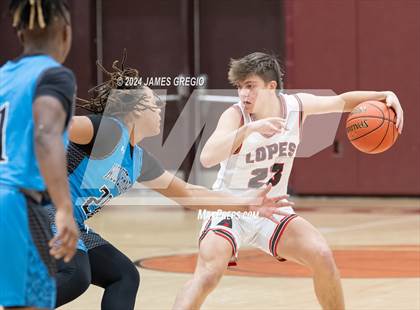 Thumbnail 2 in Avonworth vs. Woodland Hills photogallery.