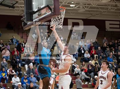 Thumbnail 3 in Avonworth vs. Woodland Hills photogallery.