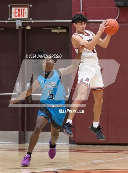 Thumbnail 3 in Avonworth vs. Woodland Hills photogallery.