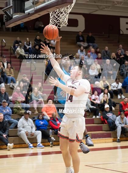 Thumbnail 3 in Avonworth vs. Woodland Hills photogallery.