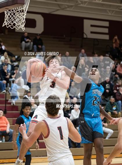 Thumbnail 2 in Avonworth vs. Woodland Hills photogallery.
