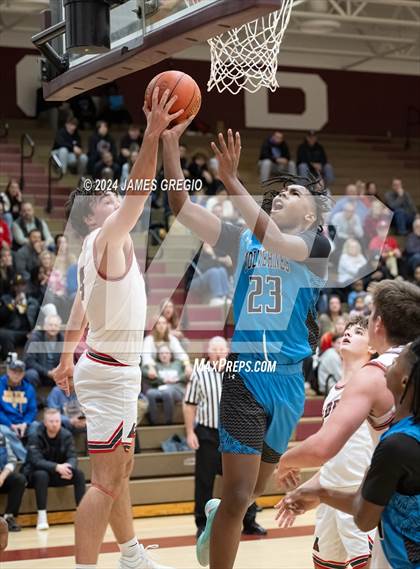 Thumbnail 2 in Avonworth vs. Woodland Hills photogallery.