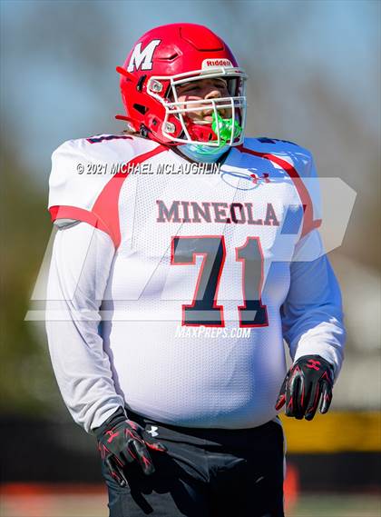 Thumbnail 1 in Mineola @ Valley Stream South photogallery.