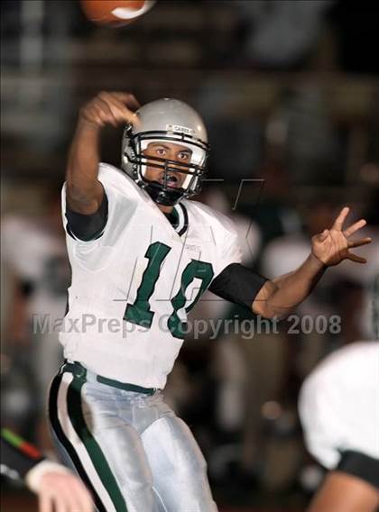 Thumbnail 2 in Clear Creek vs. Hightower (Texas 5A D1 Bi-District Playoff) photogallery.