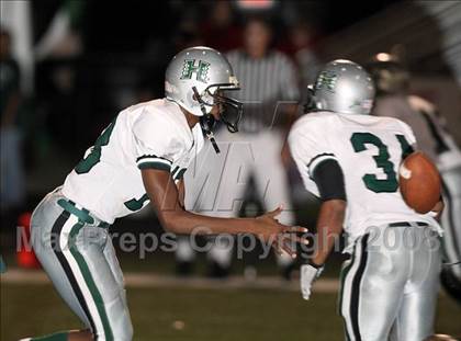 Thumbnail 3 in Clear Creek vs. Hightower (Texas 5A D1 Bi-District Playoff) photogallery.