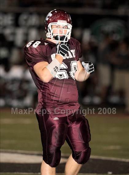 Thumbnail 1 in Clear Creek vs. Hightower (Texas 5A D1 Bi-District Playoff) photogallery.