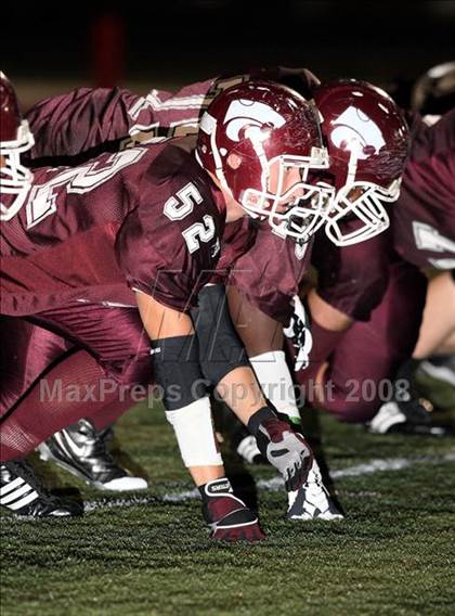 Thumbnail 1 in Clear Creek vs. Hightower (Texas 5A D1 Bi-District Playoff) photogallery.