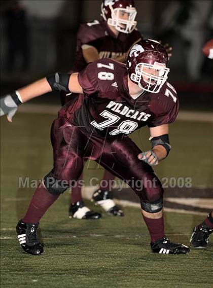 Thumbnail 3 in Clear Creek vs. Hightower (Texas 5A D1 Bi-District Playoff) photogallery.