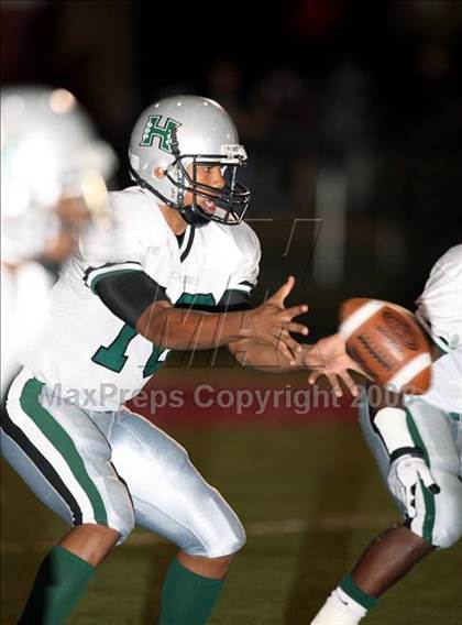 Thumbnail 3 in Clear Creek vs. Hightower (Texas 5A D1 Bi-District Playoff) photogallery.