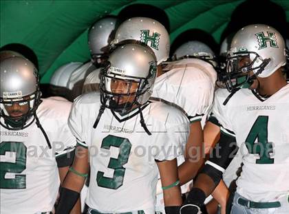 Thumbnail 2 in Clear Creek vs. Hightower (Texas 5A D1 Bi-District Playoff) photogallery.