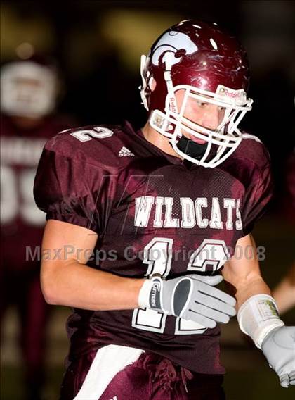 Thumbnail 1 in Clear Creek vs. Hightower (Texas 5A D1 Bi-District Playoff) photogallery.