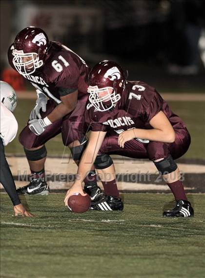 Thumbnail 1 in Clear Creek vs. Hightower (Texas 5A D1 Bi-District Playoff) photogallery.