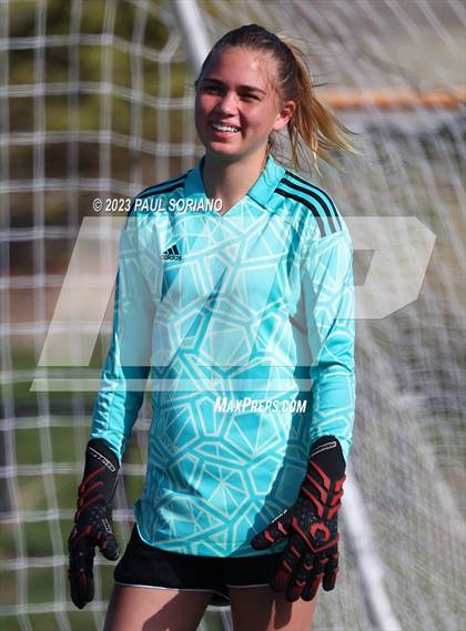Thumbnail 1 in Regis Jesuit @ Mountain Vista photogallery.