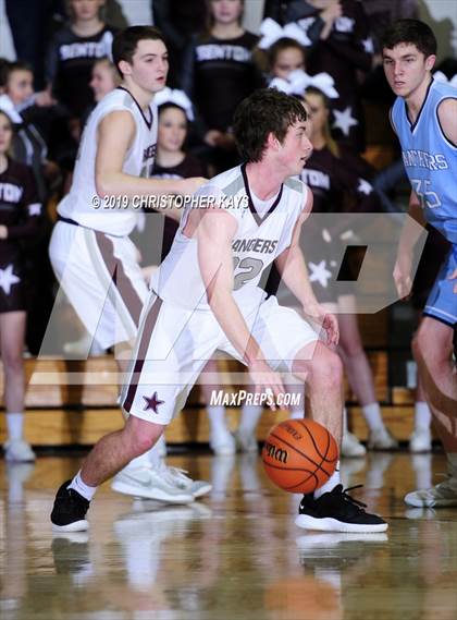 Thumbnail 2 in Pinckneyville vs Benton (Benton Invitational Tournament) photogallery.