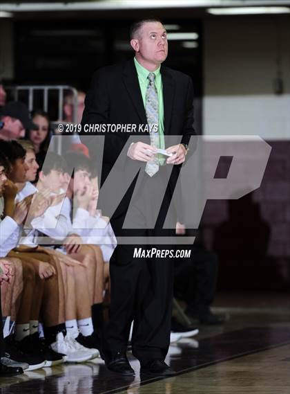 Thumbnail 3 in Pinckneyville vs Benton (Benton Invitational Tournament) photogallery.