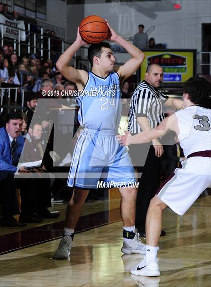 Thumbnail 3 in Pinckneyville vs Benton (Benton Invitational Tournament) photogallery.