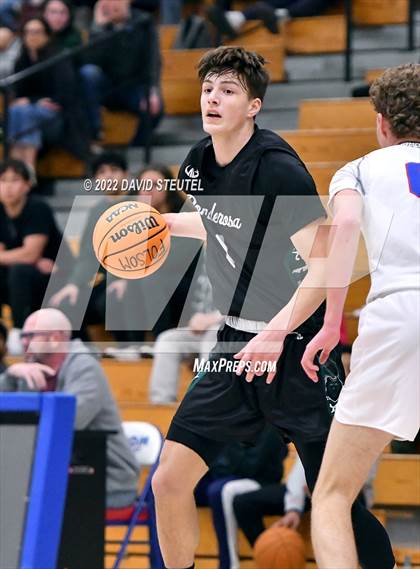 Thumbnail 3 in Ponderosa vs. Folsom (Stan Harms Classic) photogallery.