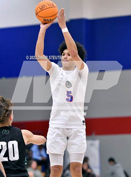 Thumbnail 1 in Ponderosa vs. Folsom (Stan Harms Classic) photogallery.