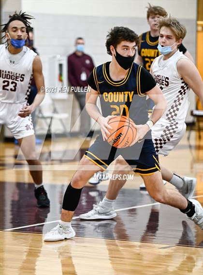 Thumbnail 3 in Loudoun County vs. Handley photogallery.