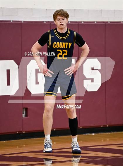 Thumbnail 3 in Loudoun County vs. Handley photogallery.
