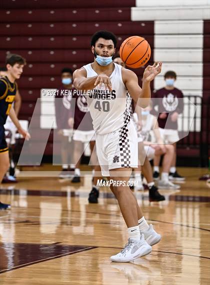 Thumbnail 3 in Loudoun County vs. Handley photogallery.