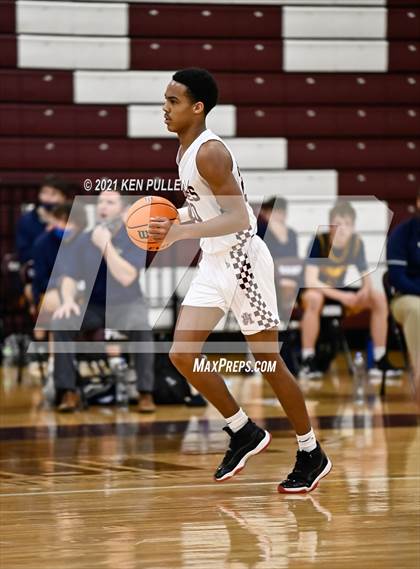 Thumbnail 3 in Loudoun County vs. Handley photogallery.