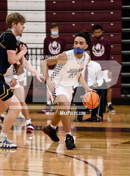 Thumbnail 3 in Loudoun County vs. Handley photogallery.
