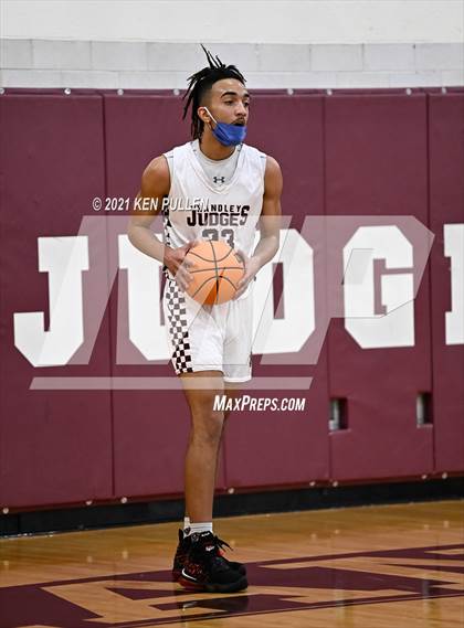 Thumbnail 2 in Loudoun County vs. Handley photogallery.