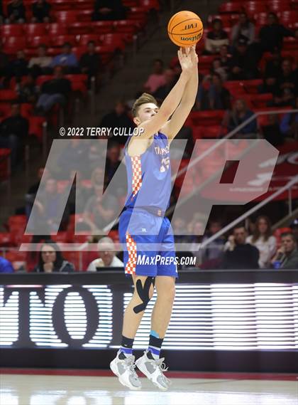 Thumbnail 2 in Timpview vs. Murray (UHSAA 5A Quarterfinal) photogallery.