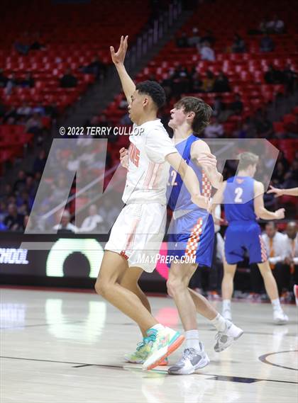 Thumbnail 2 in Timpview vs. Murray (UHSAA 5A Quarterfinal) photogallery.