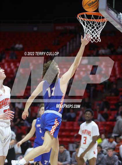 Thumbnail 2 in Timpview vs. Murray (UHSAA 5A Quarterfinal) photogallery.