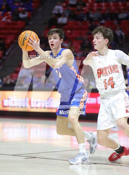 Thumbnail 3 in Timpview vs. Murray (UHSAA 5A Quarterfinal) photogallery.